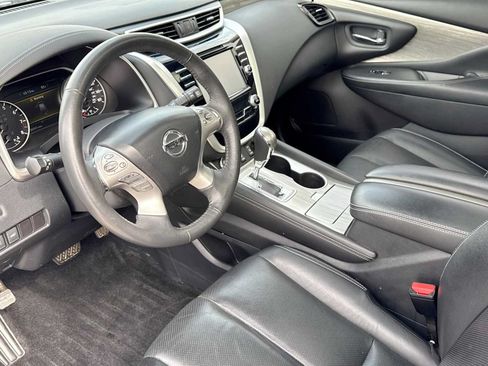 Used 2017 Nissan Murano Platinum AWD/4WD image 2