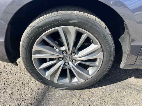 Used 2017 Acura MDX FWD w/ Tech & Entertainment image 9