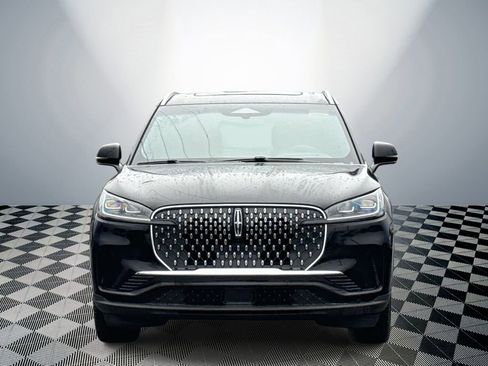 Used 2025 Lincoln Aviator Reserve w/ Illumination Package AWD/4WD image 2