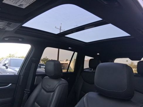 Used 2020 Cadillac XT6 Premium Luxury image 20