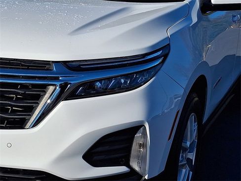 Certified 2024 Chevrolet Equinox LT image 9