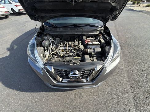 Used 2019 Nissan Kicks SR FWD image 25