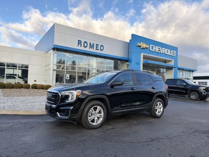 Used 2022 GMC Terrain SLE w/ Driver Convenience Package