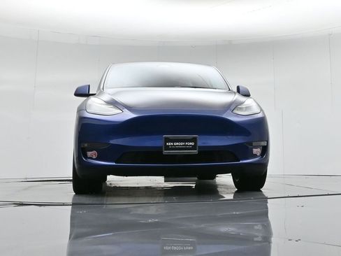 Used 2024 Tesla Model Y Long Range image 50