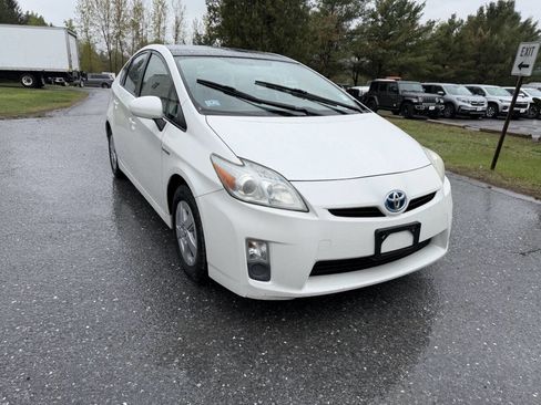 Used 2011 Toyota Prius Three w/ Solar Roof Pkg FWD image 7