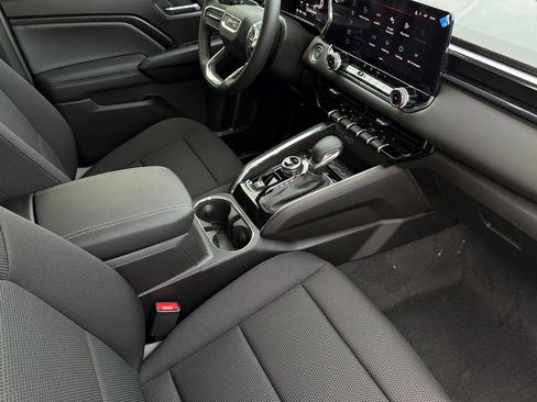 New 2026 GMC Canyon Elevation image 16