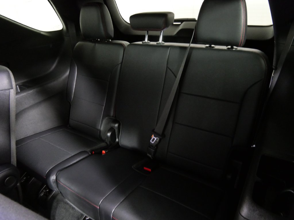 Used 2025 Chevrolet Traverse RS AWD/4WD image 22