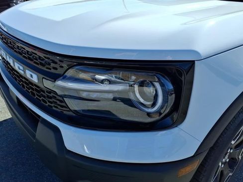 New 2025 Ford Bronco Sport Outer Banks w/ Outer Banks Tech Package+ AWD/4WD image 19