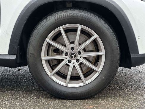 Used 2024 Mercedes-Benz GLE 450e 4MATIC image 7