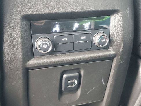 Used 2018 Chevrolet Traverse LT w/ LPO, Floor Liner Package image 27