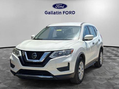 Used 2020 Nissan Rogue S FWD image 1
