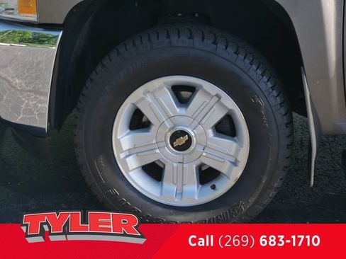 Used 2013 Chevrolet Silverado 1500 LT w/ All-Star Edition AWD/4WD image 36