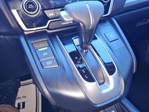 Used 2019 Honda CR-V LX image 40