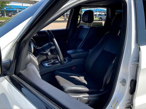 Used 2020 Jeep Grand Cherokee Altitude image 8