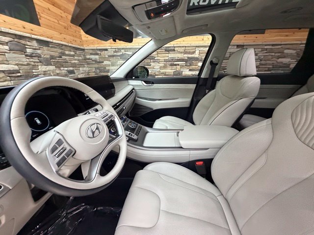 Used 2023 Hyundai Palisade Calligraphy w/ Cargo Package AWD/4WD image 13