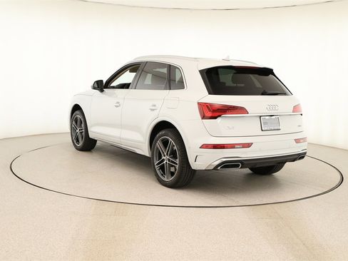 Certified 2023 Audi Q5 e Prestige w/ Prestige Package image 4