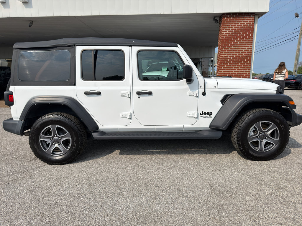 Certified 2022 Jeep Wrangler Unlimited Sport AWD/4WD image 4