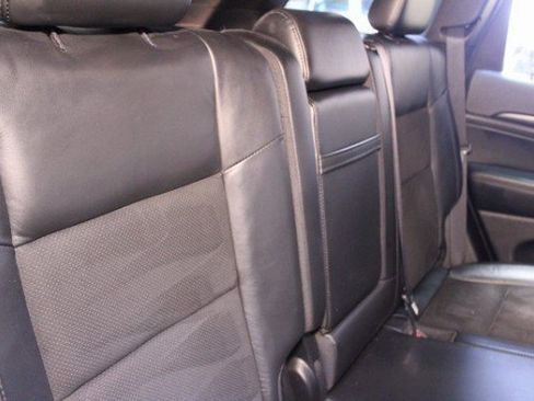 Used 2020 Jeep Grand Cherokee Altitude image 14