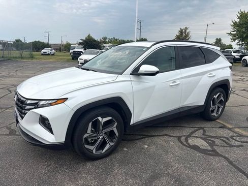 Used 2022 Hyundai Tucson SEL w/ Convenience Package FWD image 2