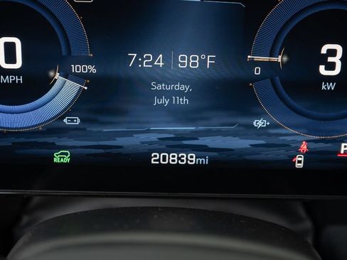 Used 2024 Chevrolet Blazer EV RS RWD image 25