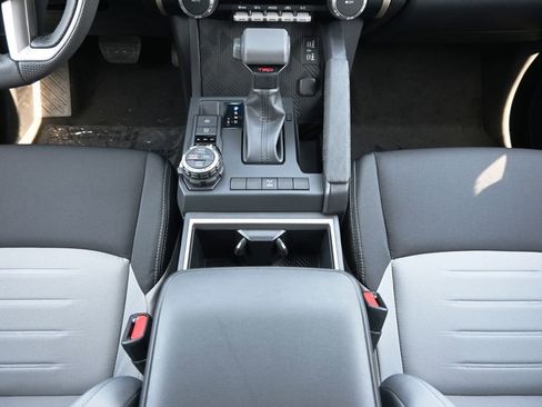 New 2026 Toyota Tacoma TRD Off-Road AWD/4WD image 18
