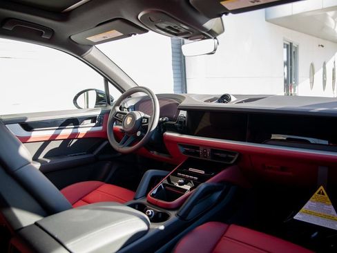 New 2026 Porsche Cayenne E-Hybrid image 22