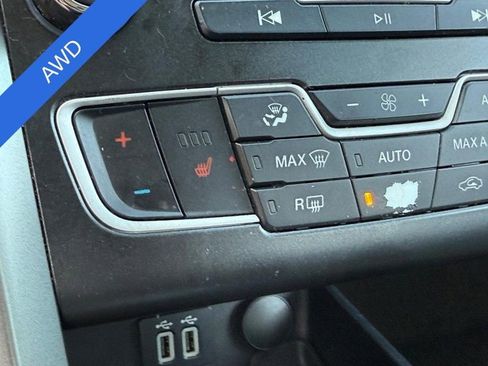 Used 2020 Ford Fusion SE image 23