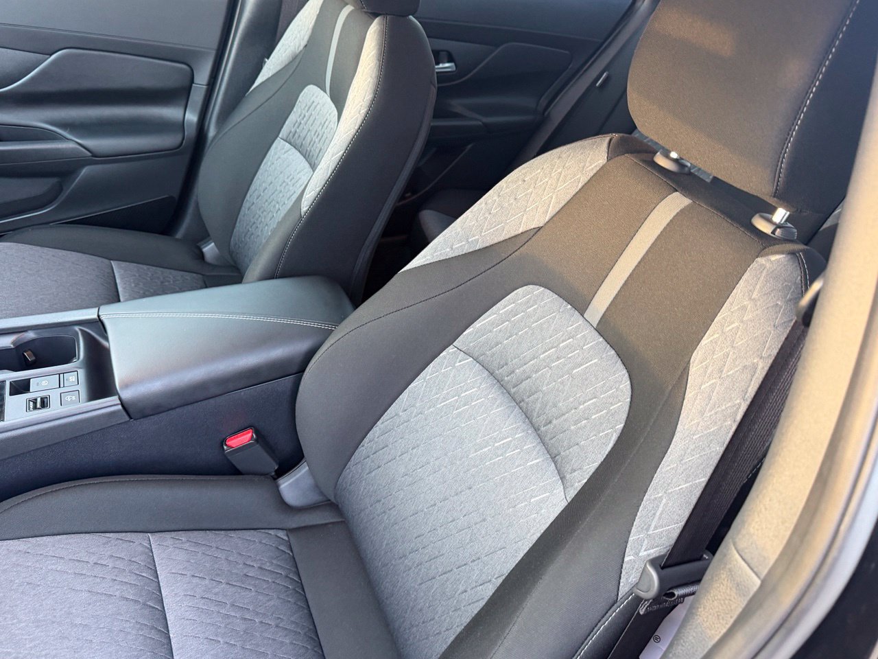 Certified 2026 Nissan Sentra SV w/ Floor Mat Package FWD image 27
