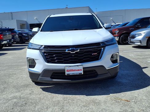 Used 2023 Chevrolet Traverse RS FWD image 21