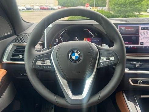 New 2026 BMW X5 xDrive40i w/ Climate Comfort Package AWD/4WD image 19
