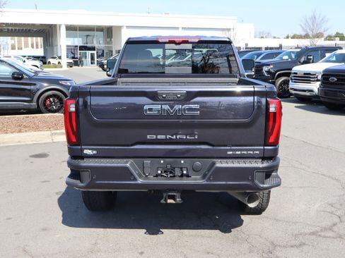 Used 2025 GMC Sierra 2500 Denali Ultimate w/ Max Trailering Package image 9