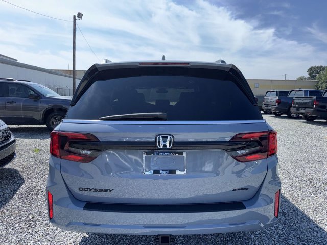 New 2027 Honda Odyssey Sport-L image 4