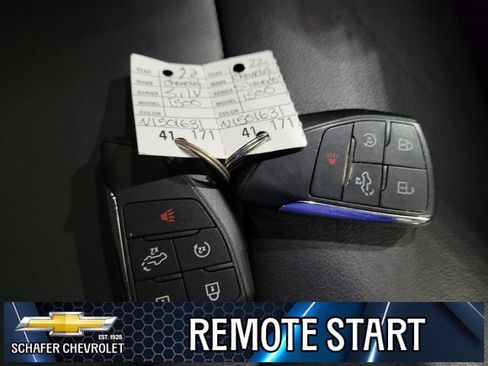 Used 2022 Chevrolet Silverado 1500 LT image 9