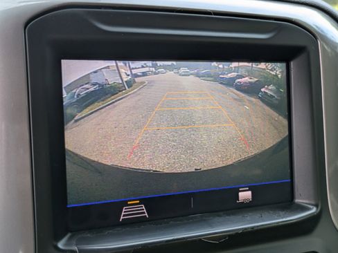 Used 2020 Chevrolet Silverado 1500 Custom w/ Custom Value Package image 28