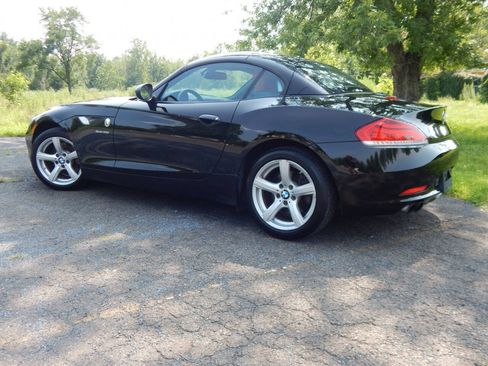 Used 2013 BMW Z4 sDrive28i RWD image 16