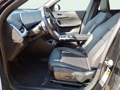 Used 2026 BMW X2 xDrive28i AWD/4WD image 18