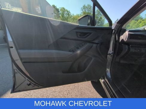 Used 2024 Subaru Crosstrek 2.0i Premium AWD/4WD image 22