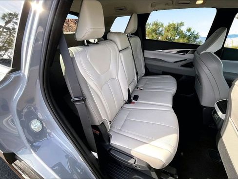 Used 2026 INFINITI QX60 Luxe w/ Cargo Package image 27