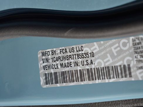 New 2026 Jeep Grand Cherokee Limited w/ Limited Altitude Package AWD/4WD image 34