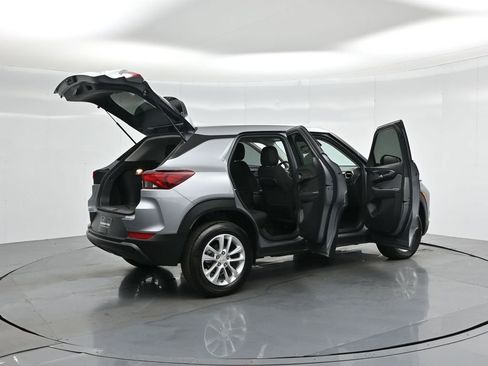 Used 2024 Chevrolet TrailBlazer LS image 6