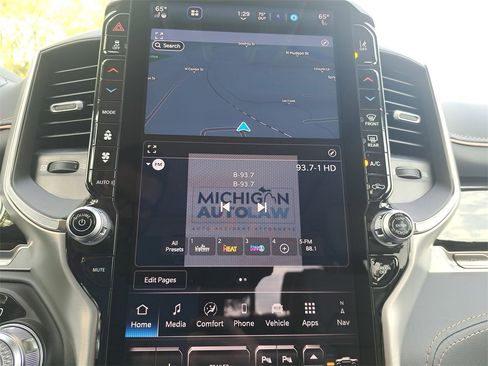 Used 2025 RAM 1500 Tungsten w/ Trailer Tow Group image 19