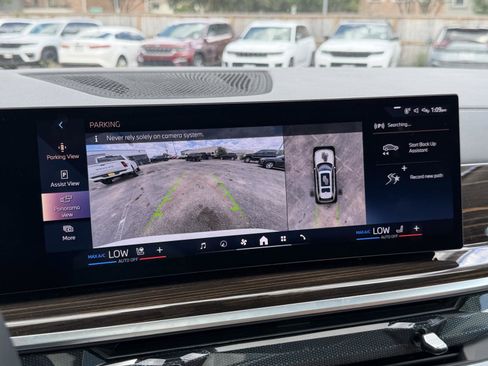 Used 2026 BMW X7 xDrive40i AWD/4WD image 24