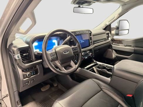 Used 2024 Ford F250 Lariat w/ Lariat Ultimate Package AWD/4WD image 9