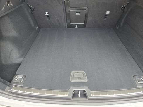 New 2026 Volvo XC60 B5 Plus w/ Protection Package Premier image 35