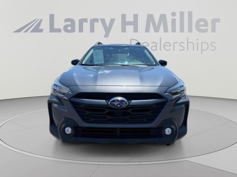 Used 2025 Subaru Outback Premium w/ Popular Package #1A AWD/4WD image 9