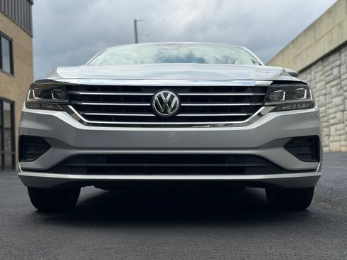 Used 2020 Volkswagen Passat 2.0T SEL FWD image 38