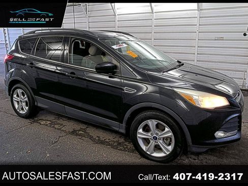 Used 2014 Ford Escape SE w/ Equipment Group 201A AWD/4WD image 1