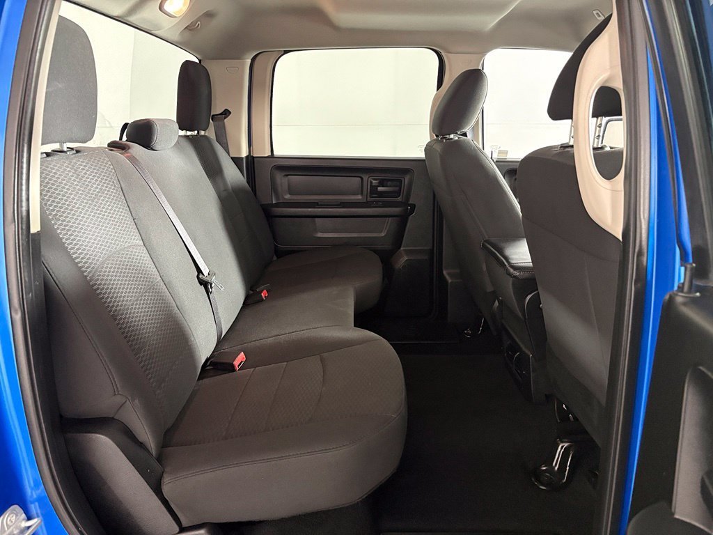 Used 2019 RAM 1500 Express w/ Express Value Package AWD/4WD image 34
