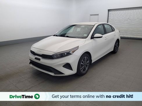 Used 2023 Kia Forte LXS FWD image 1