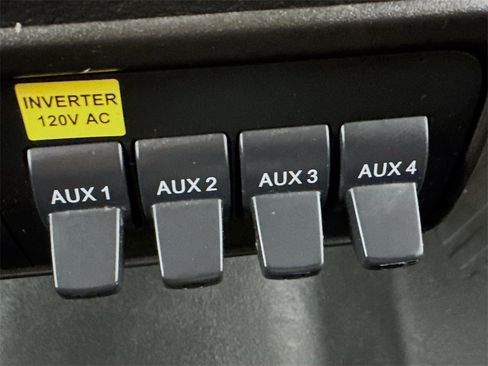 Used 2018 Ford Transit 250 148 Low Roof image 13